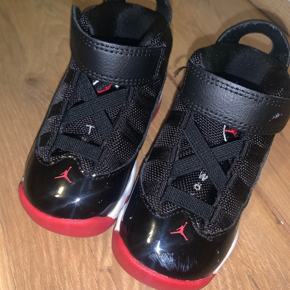 Jordan 6 Rings - Picture 1 of 3